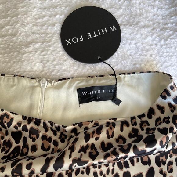 Leopard satin mini skirt - Picture 2 of 3